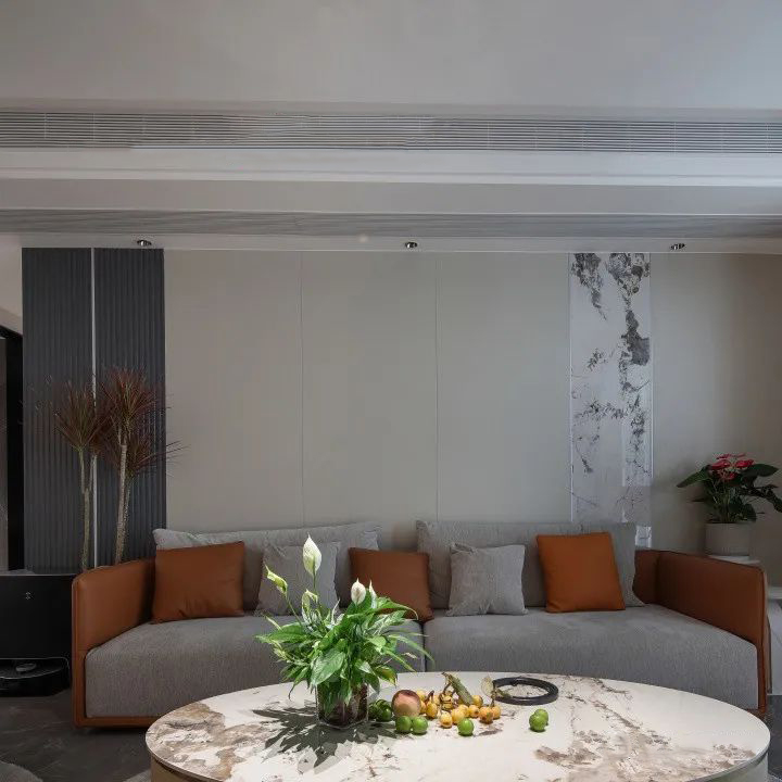 实景鉴赏｜140m²现代简约，简而不繁、光与生活