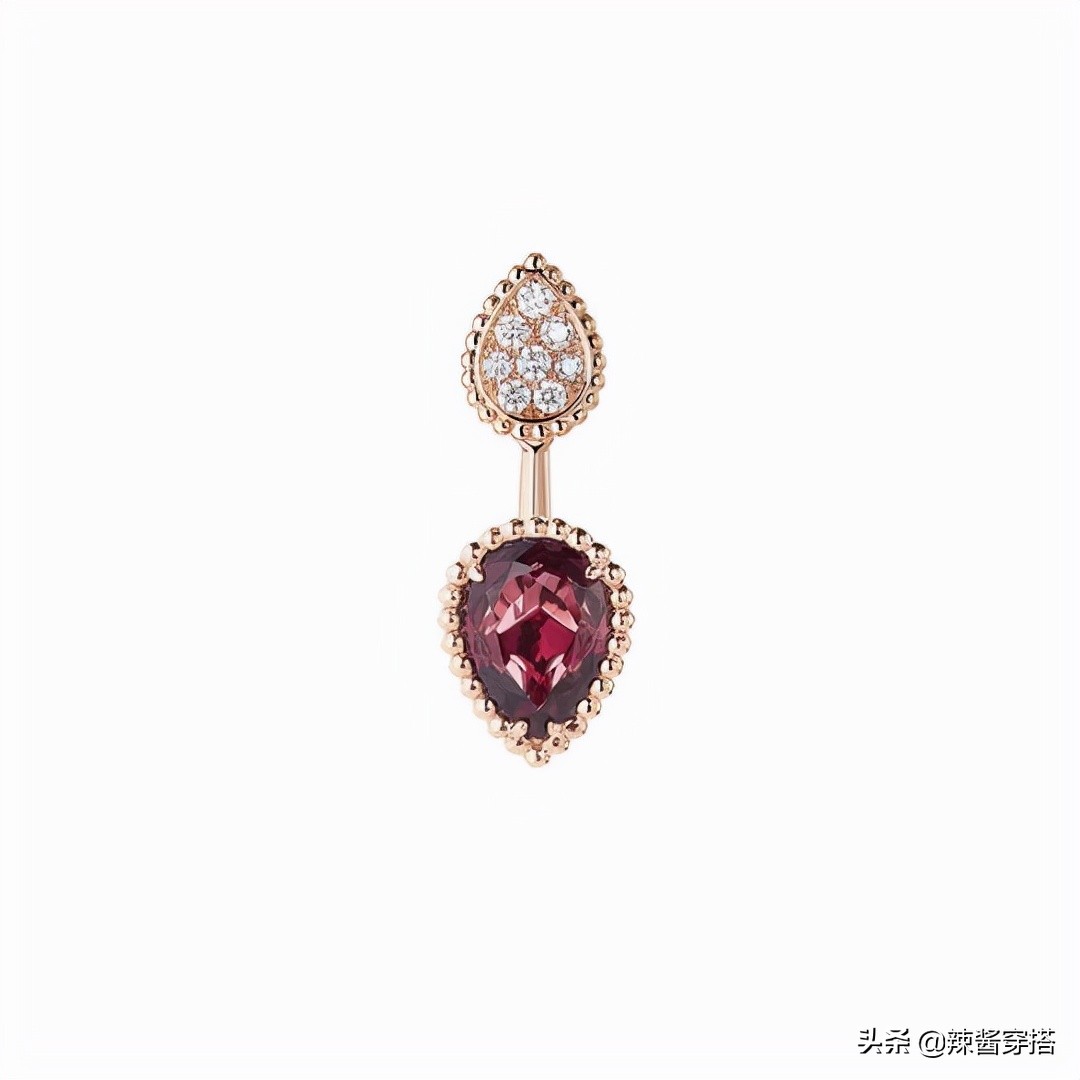 2022年度色“长春花蓝”耳环推荐！Dior、Tiffany、VCA6大品牌