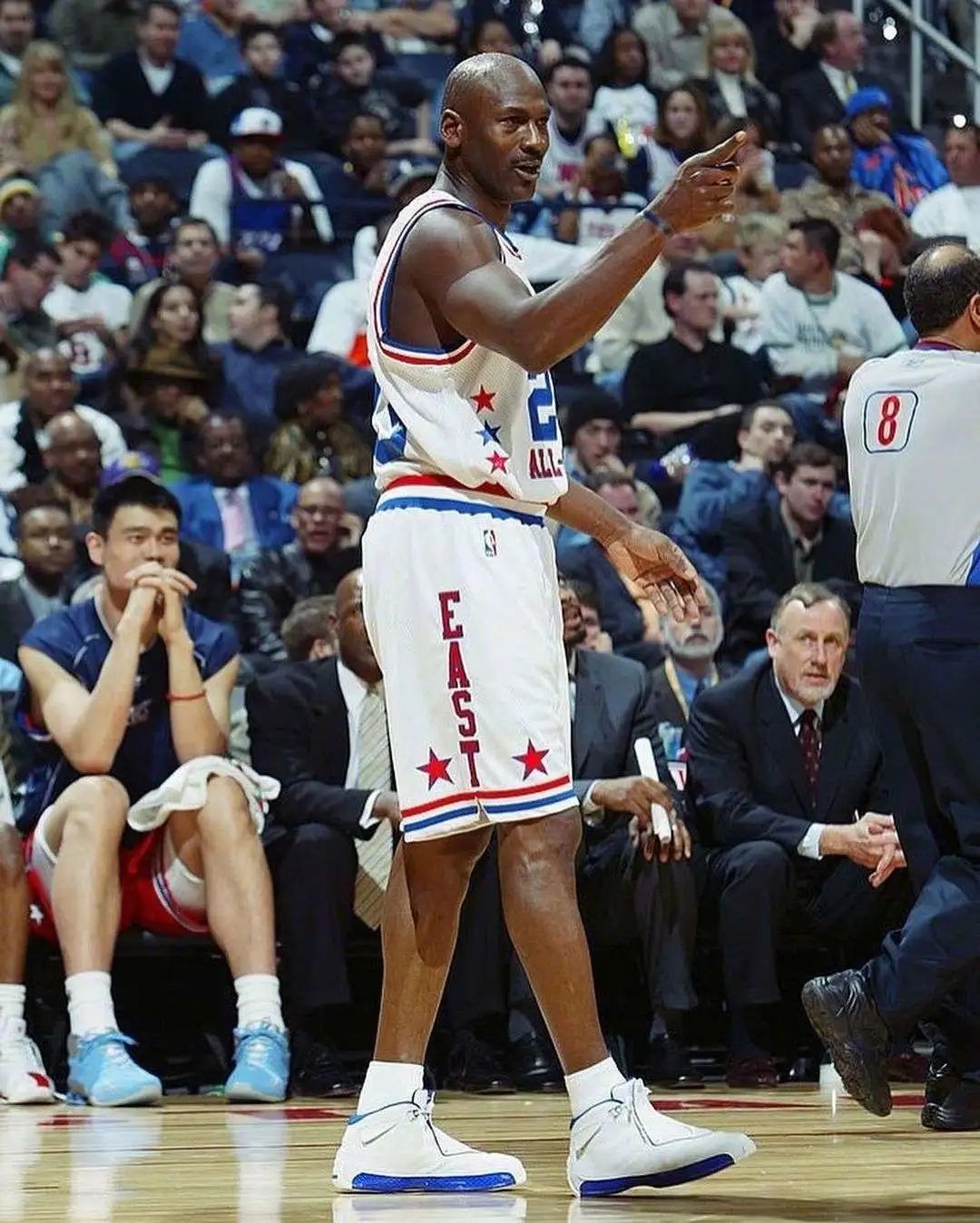 乔丹篮球鞋哪款好看(乔丹21世纪上脚的三双aj正代!