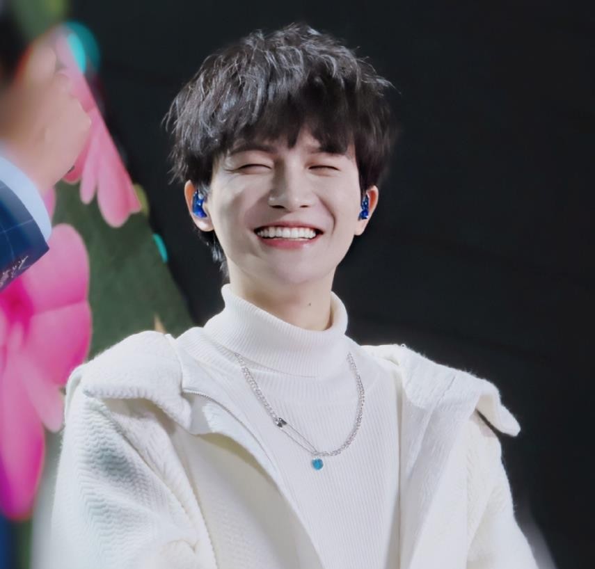 “天籁之音”周深：因《欢颜》被尹约相中，后力压李克勤一举夺冠