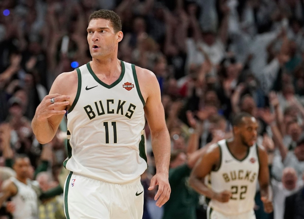 為什么nba中鋒移動那么快（被淘汰，被鄙視！論傳統中鋒在現代籃球里的重要性）