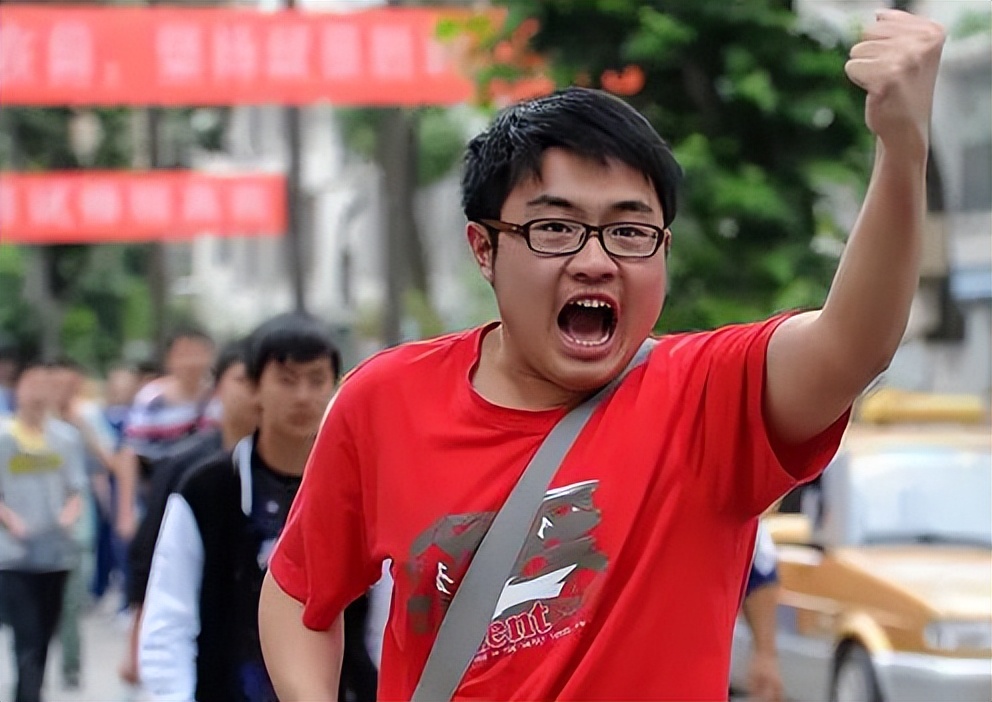 高考期间考生吃什么好？补充脑力和体力是关键，别吃错影响发挥