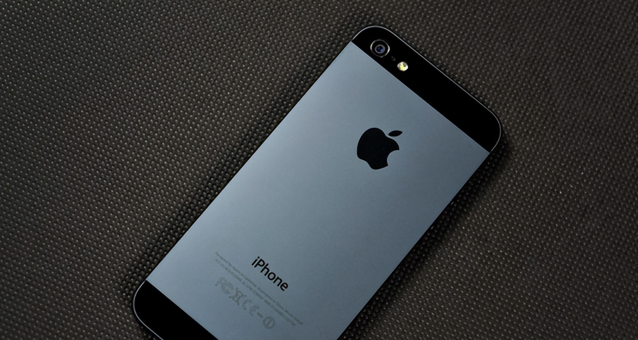 手机背部的设计美学！从颜色到工艺设计，每一个都太养眼了