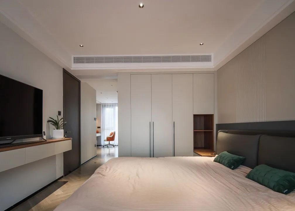 实景鉴赏｜140m²现代简约，简而不繁、光与生活
