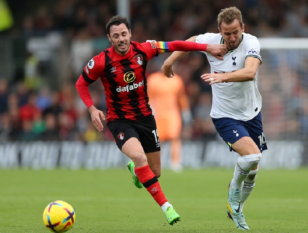 英超数据简报热刺擒联赛2连胜（3-2！1-4！英超疯狂一夜：热刺逆转绝杀守住第3，切尔西爆冷惨败）-华海博客