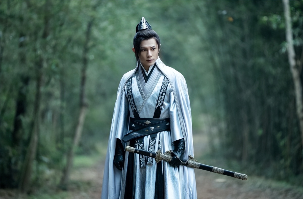 为什么说白愁飞是《说英雄谁是英雄》最出彩的人物？