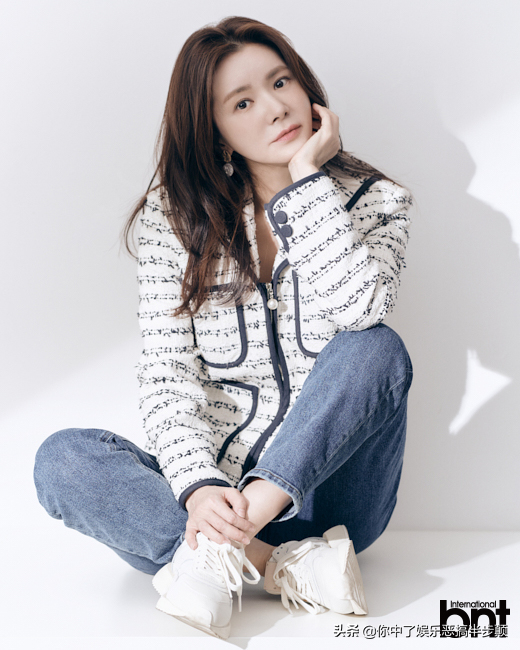 人鱼小姐张瑞希时尚画报公开50岁青春依旧但你认得出来吗