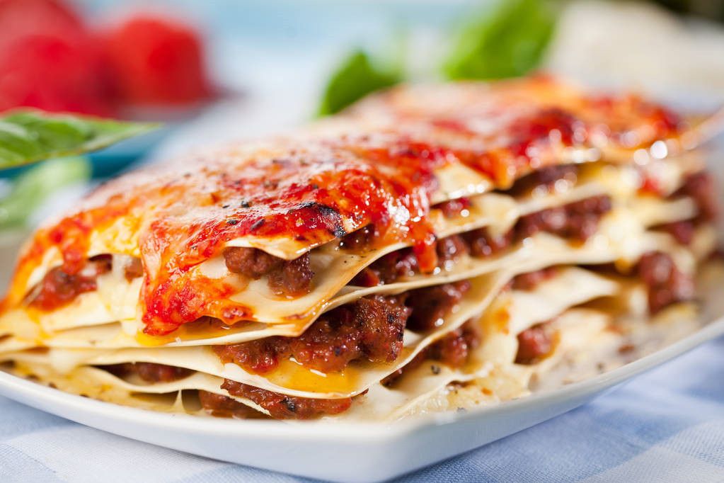 6个国家的大学食堂盘点，美国热量高，韩国小菜多，再看看中国的