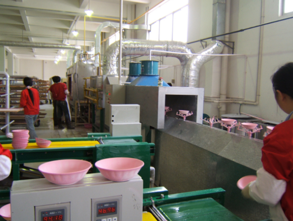 HIPHOENIX斯罗米克丨自动化流水线+机器人协作+视觉识别系统篇