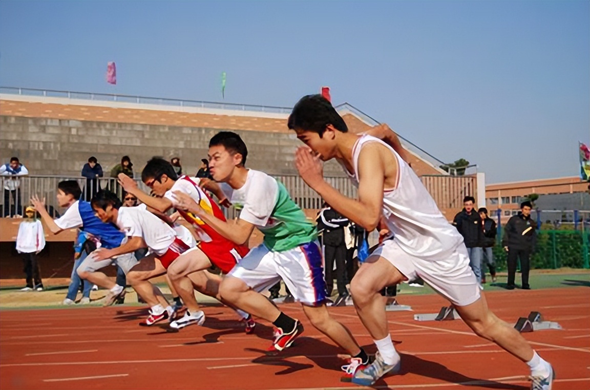 体育生高考成绩(新体育法:高中生体育成绩或直接影响高考报名,明年1月