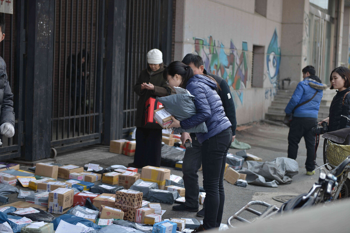 乡村快递的真实生存现状：并没有你想象中的好干，入此行需谨慎