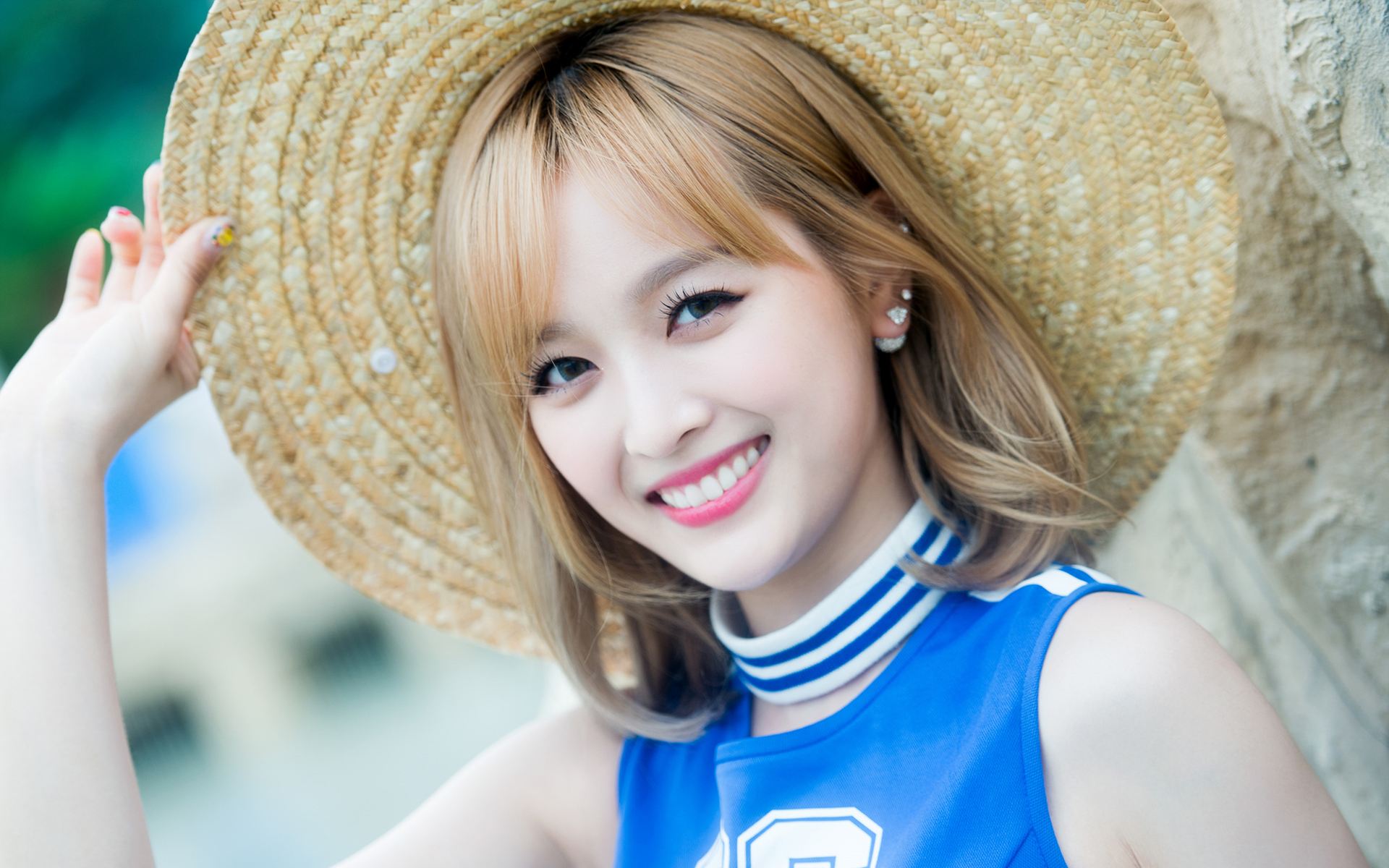 电视剧《歌手》(红得发紫?歌坛顶流?却没一首代表作!