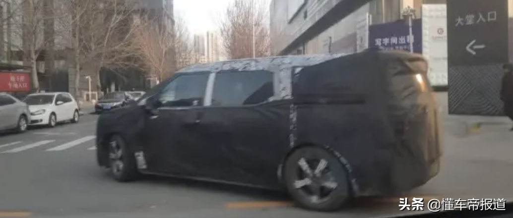 新车 | 红旗、WEY、比亚迪领衔，20万起售，盘点6款自主品牌MPV