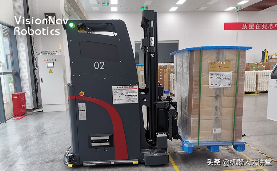 未来机器人无人叉车来了！包装印刷业迈向智能制造