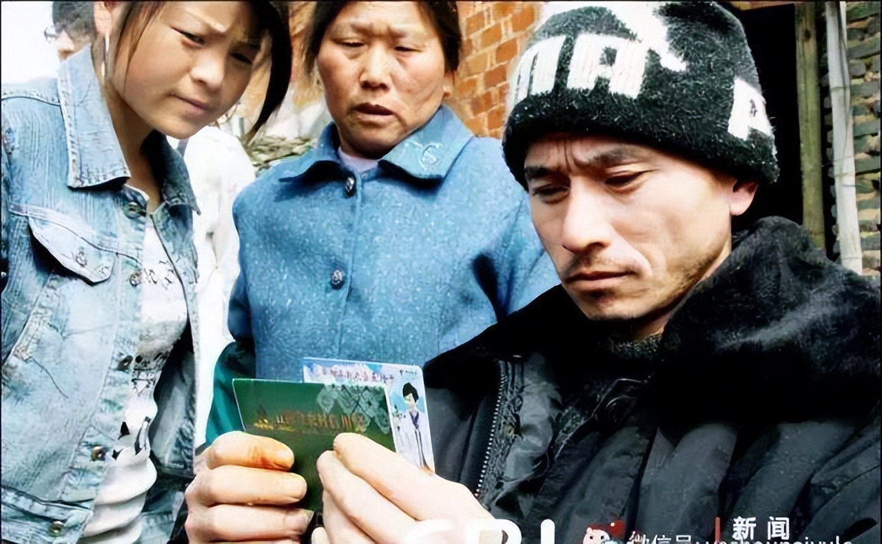 娱乐至死的结果是精神混乱，从德云社艺人热搜第一说起