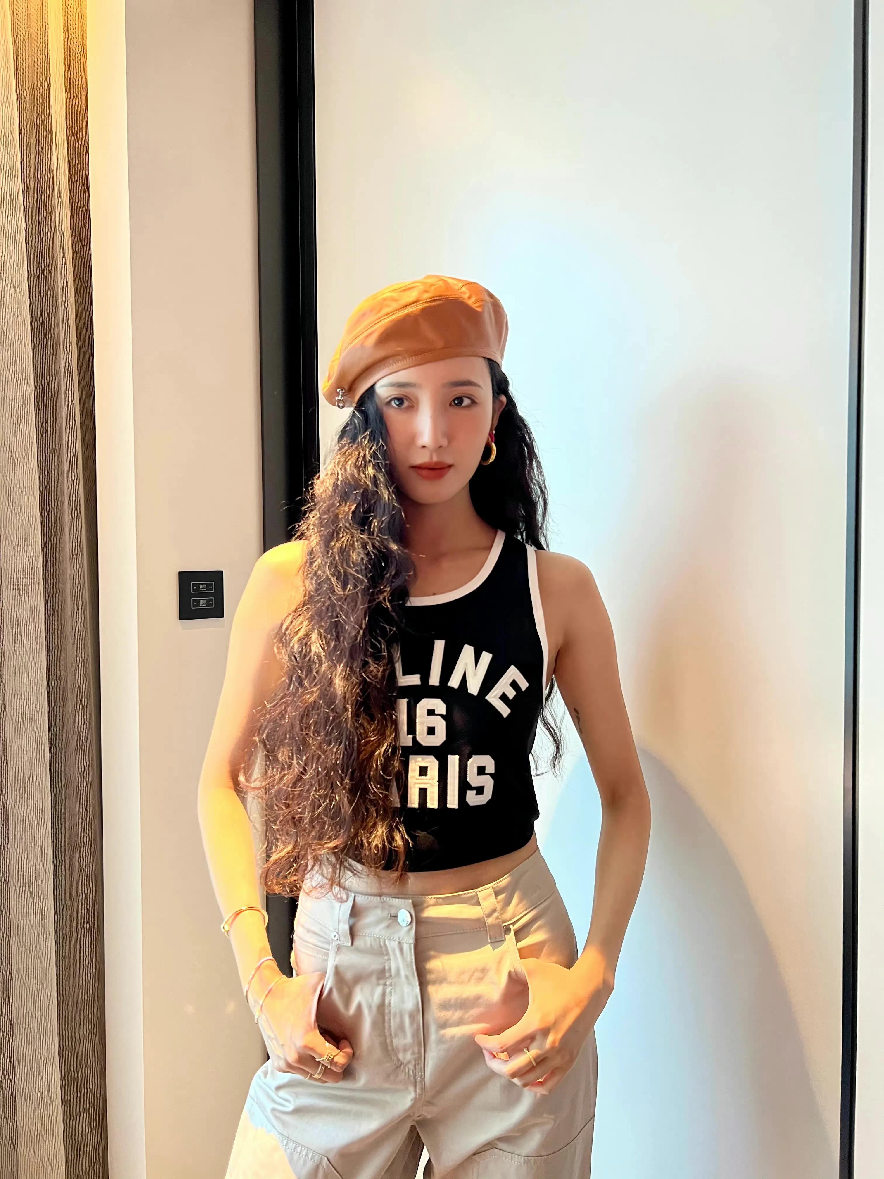 王紫璇近期穿搭