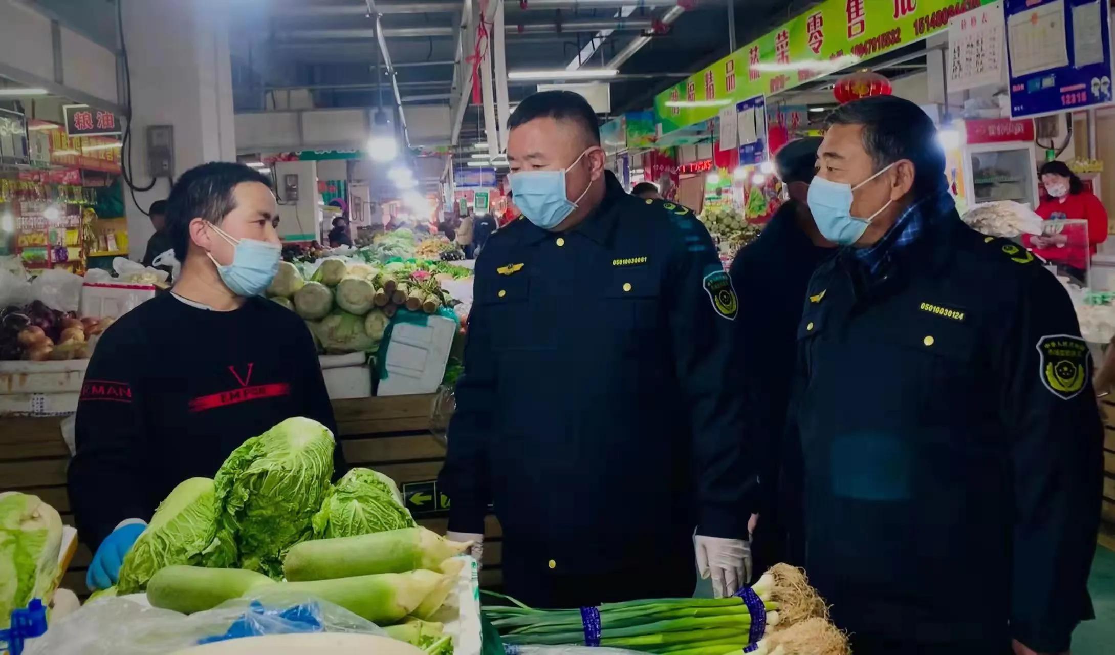 美团平台呼和浩特市两家线上蔬菜店涉嫌哄抬价格被市场监管部门立案调查