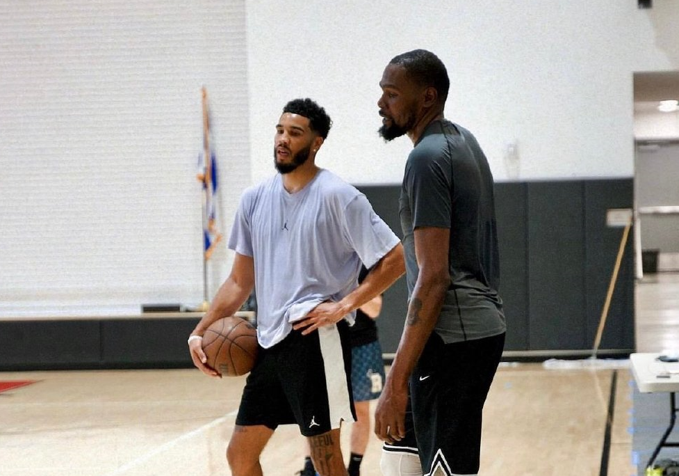 nba一年有哪些比赛(NBA全赛程出炉！勇士成香饽饽，湖人开局遇挑战，篮网被冷落)