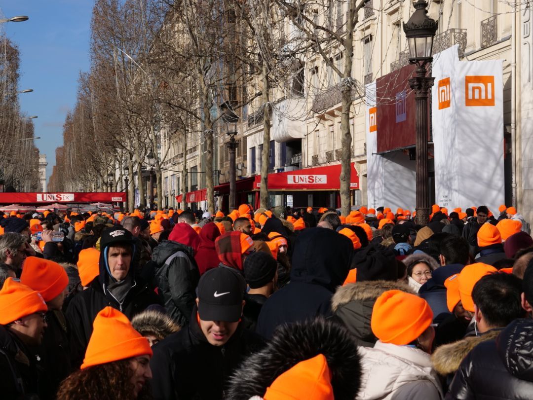 小米在意大利遭罚款2176万，手机有划痕拒绝保修整机，你支持吗？