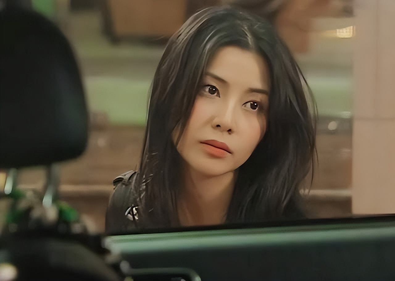 蒙嘉慧的贵人，“四大天王”中占了三位，还嫁了“第五大天王”