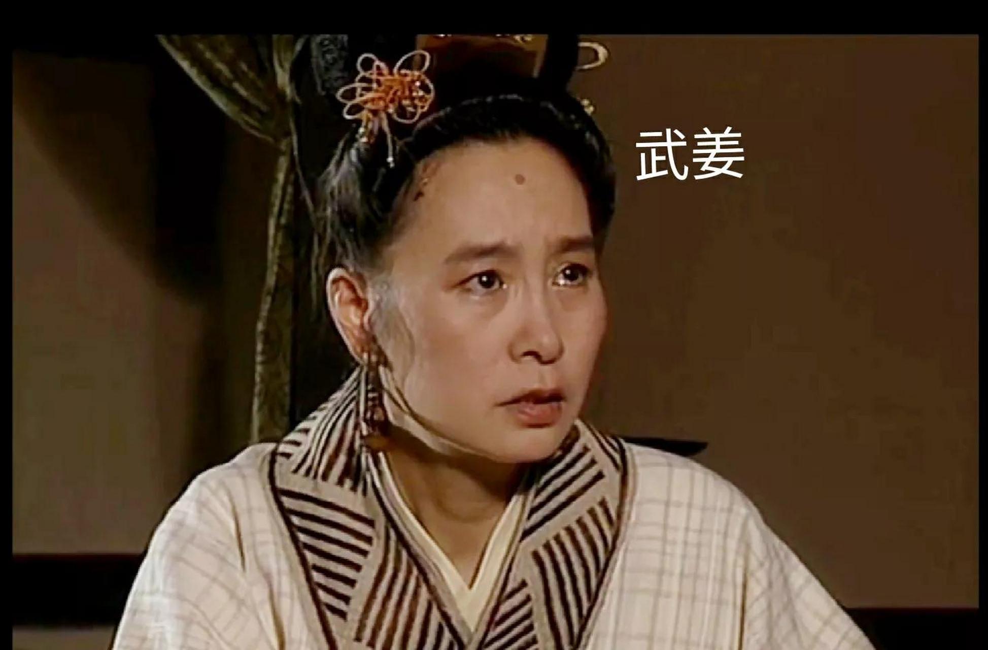 公元前744年,郑武公病重,武姜一心想立共叔段为太子,于是多次向郑武公