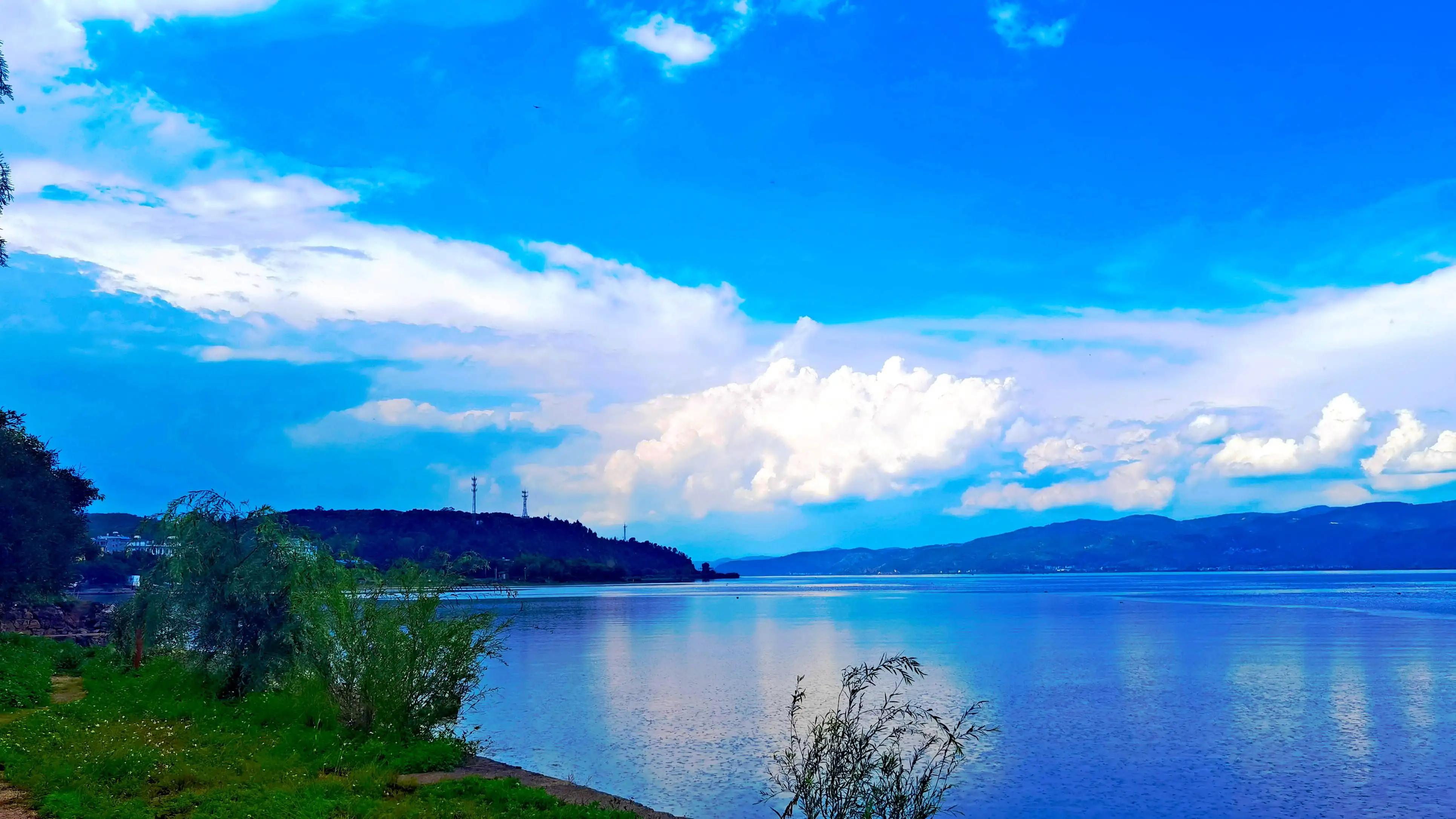 《夏之蓝》抚仙湖美景