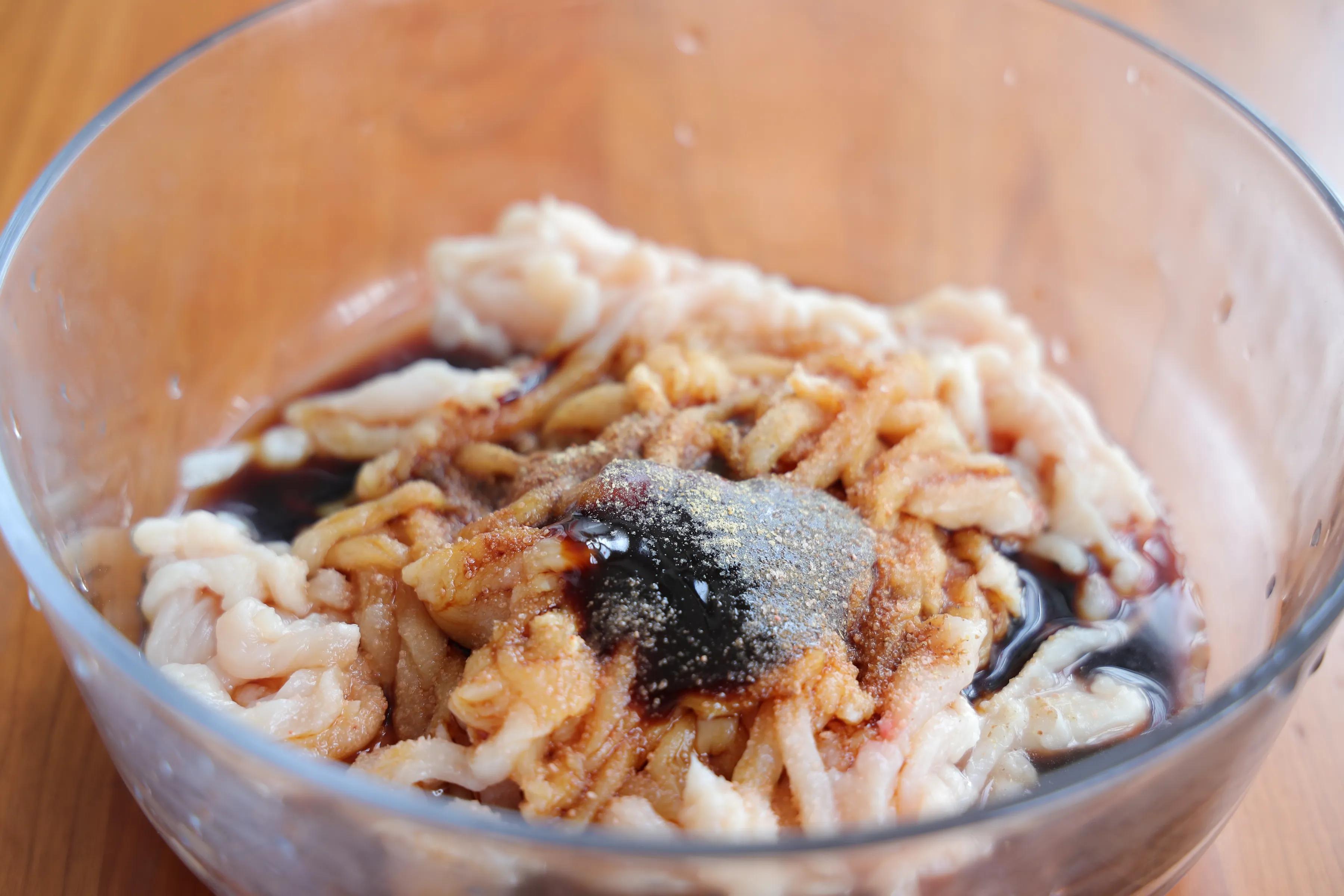 炒啥菜都能搭配的万能鸡肉丝，简单几步，口感超鲜嫩，一定要试试