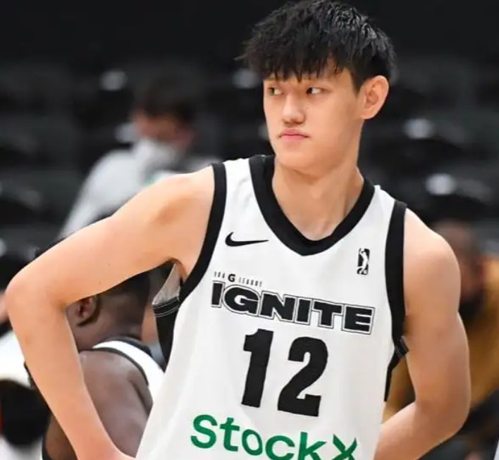 为什么nba球员实力不强(姚明当选状元秀20年：为什么现在培养不出NBA球员了？)