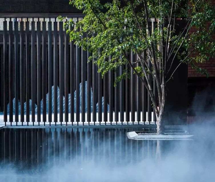 花园美景既要“藏”，又要“漏”