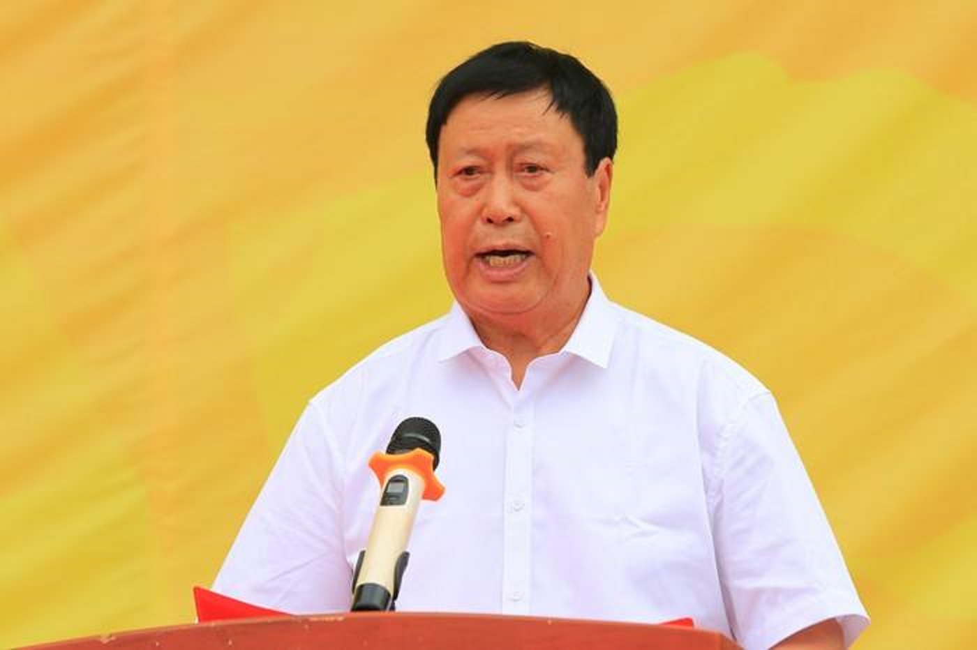 山东“临沭新首富”：初中学历，44岁一手创办上市公司，市值75亿