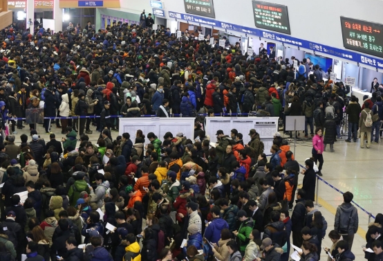 2022春运返乡，购票更严了，除实名制又多一步骤，每张车票都需要