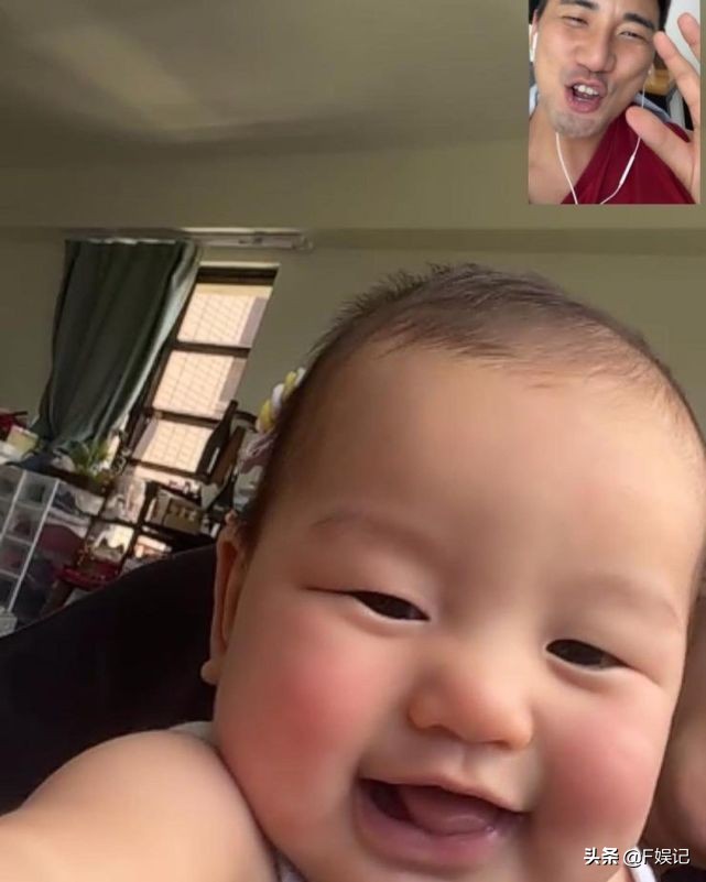 送鲜花和深情告白！TVB小生洪永城与太太结婚一周年分隔两地