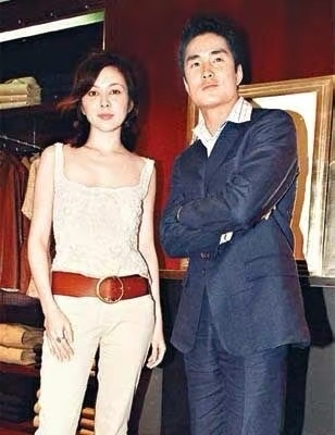 6位“清纯欲女”的劲爆情史：有人8段感情4次婚姻，有人当街热吻