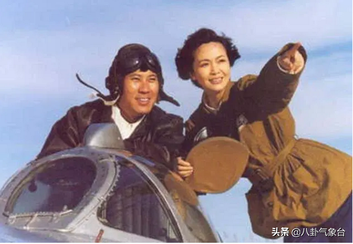 “气质美人”肖雄，将一生奉献给演艺事业，单身30年不后悔