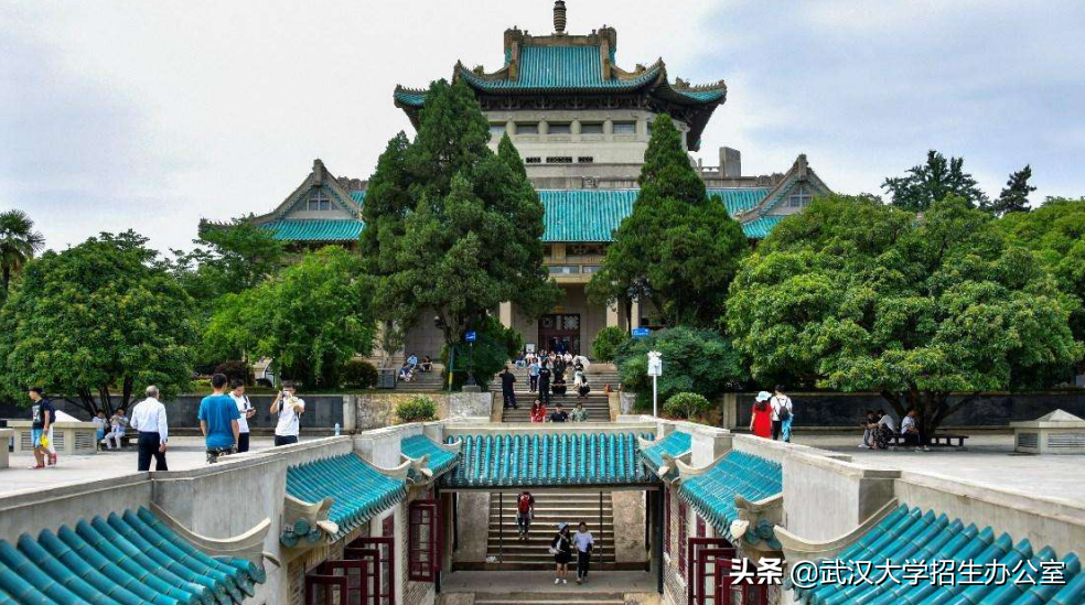 膜拜！91年出生，29岁出任985正教授、博导，他直言要培养出更多“雷军”！