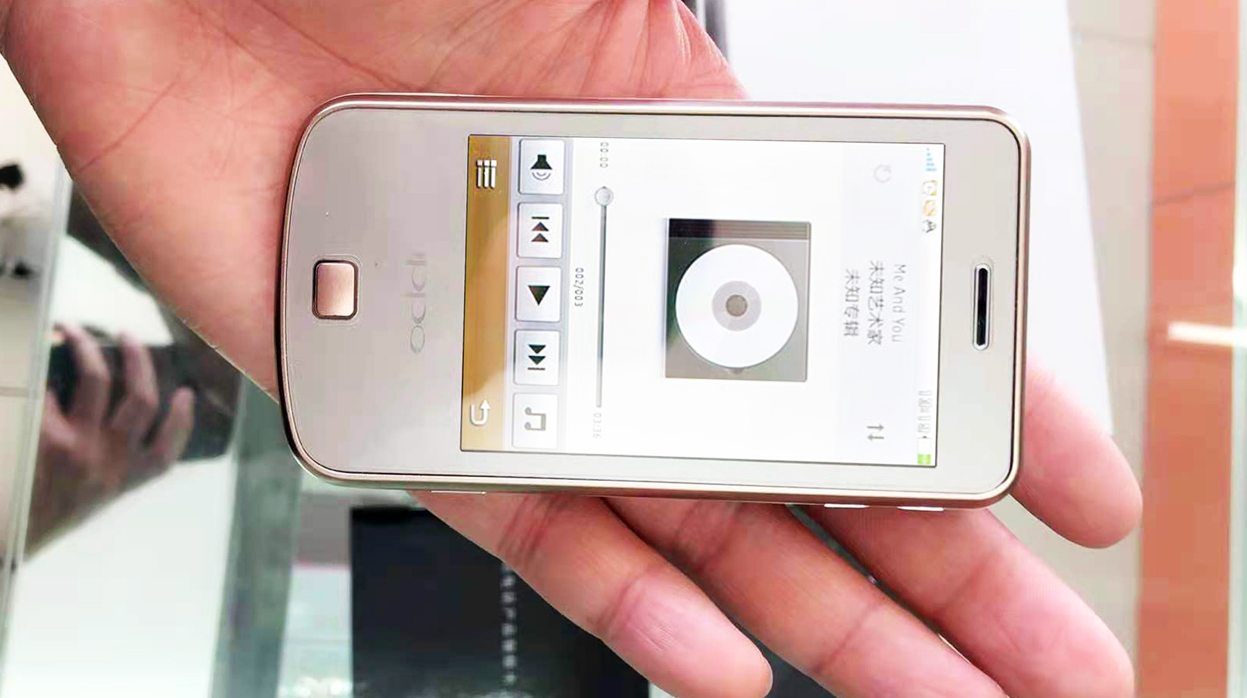 机触屏版(在2022年体验一款oppo功能机,细节致敬安卓,全触屏设计很好