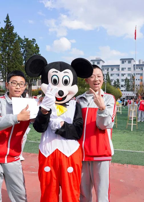 乘风破浪！带你一起揭开云南长水实验中学的成功秘诀