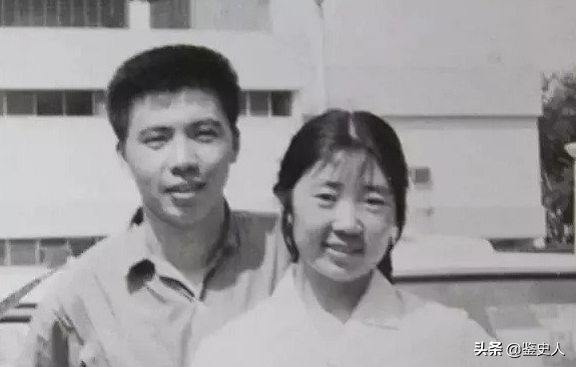中国大妈身价千万惹众怒，在非洲被判15年，国人却拍手称快
