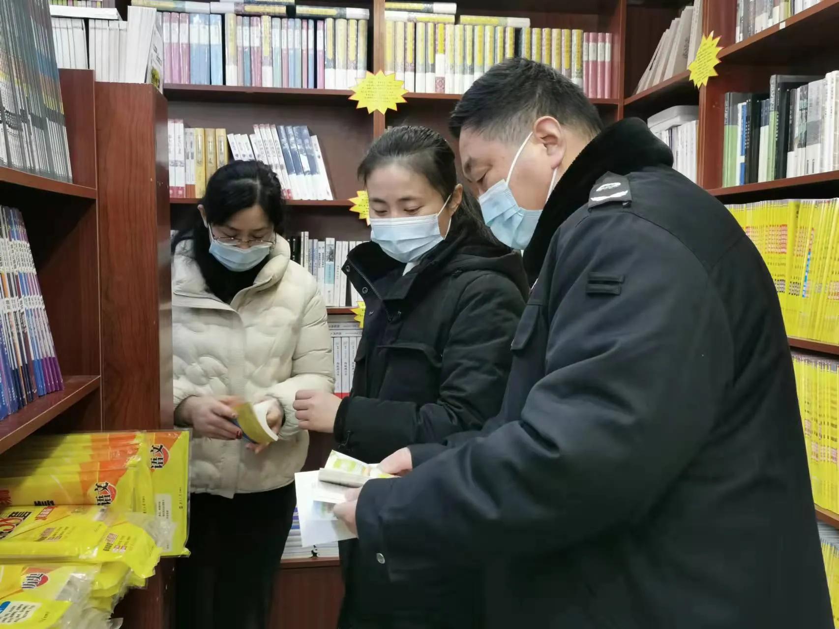 ���ն����أ����������ڼ�У԰�ܱ߻��� ��ɶ����౾�Ƿ�������