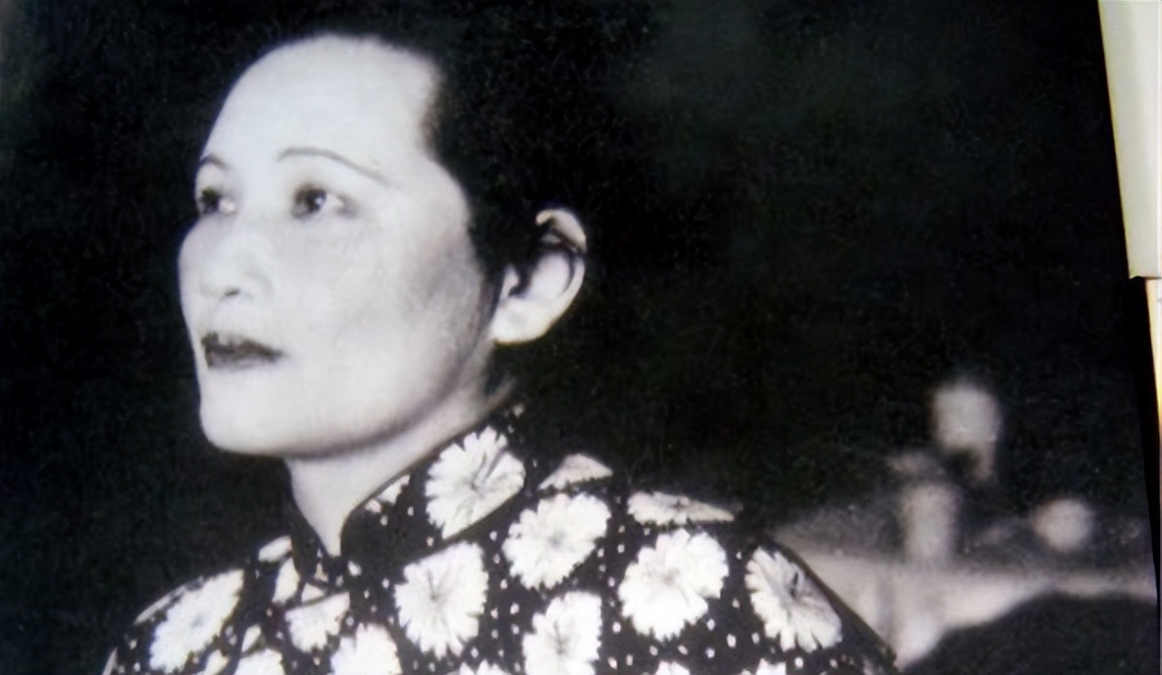 81年宋庆龄去世，生前和廖承志说：不去中山陵，要和母亲葬在一起