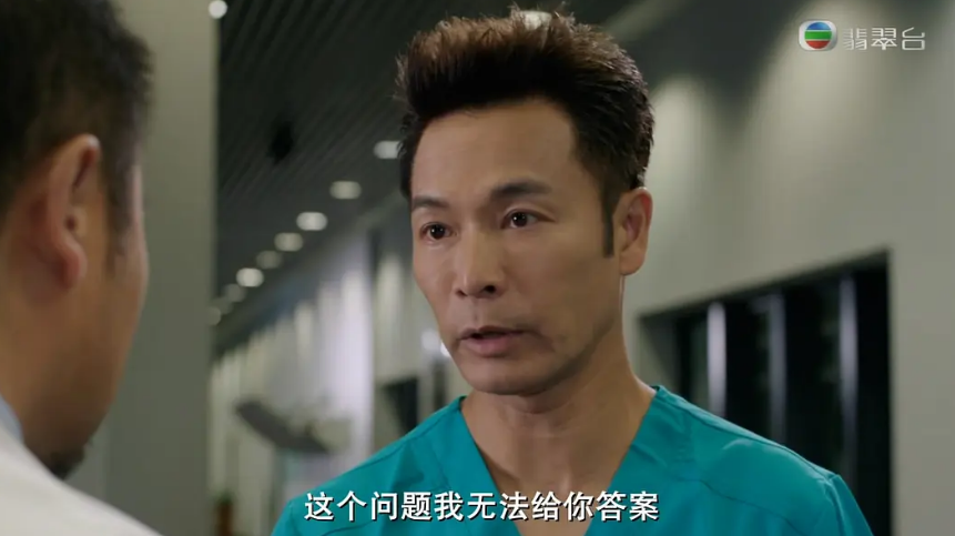 《白色强人2》今晚开播，三视帝两视后坐镇，真正的港剧王牌来了