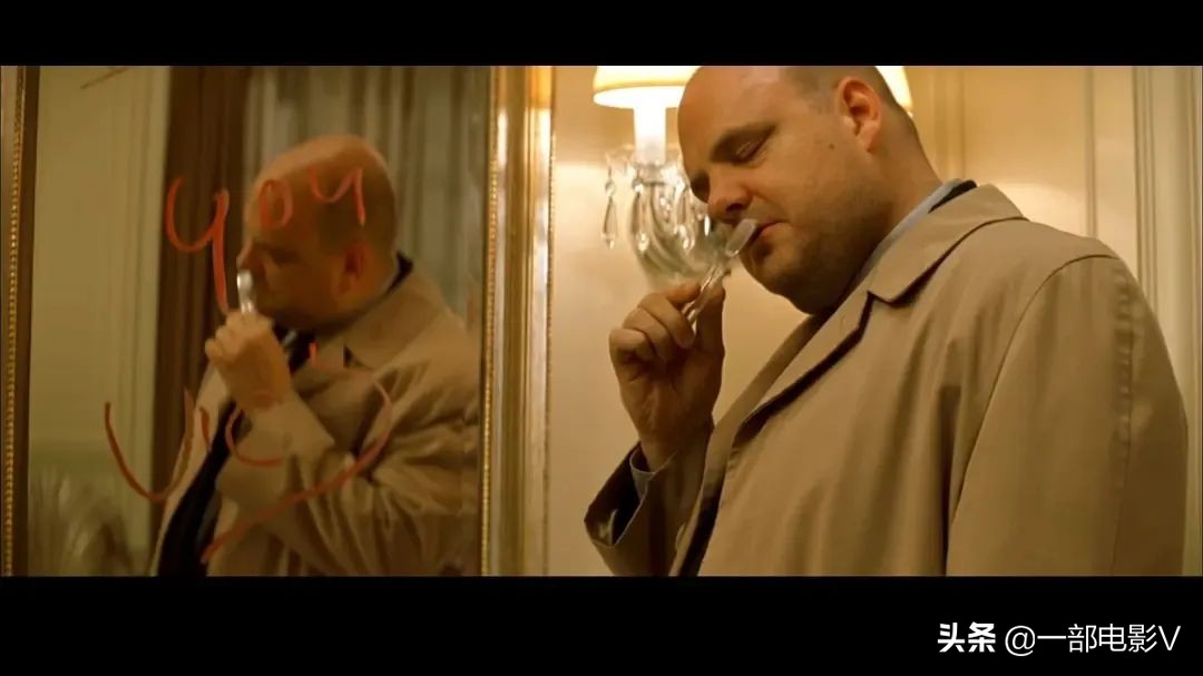 受人追捧的女明星，竟然只是个骗局《西蒙妮》