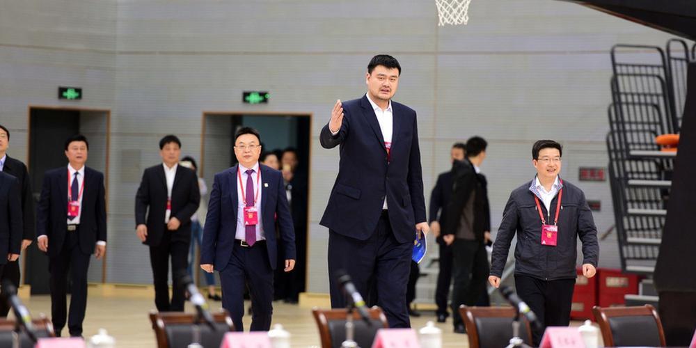 睢冉这个人怎么样（业界良心，睢冉一举动获赞无数，敢于挑战权威，成CBA斗牛士）