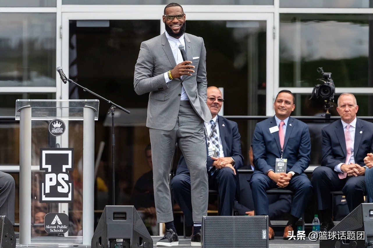 为什么中国不成立nba球队(28队白人老板不同意詹姆斯买球队 萧华表态：他也没有28亿美元现金)