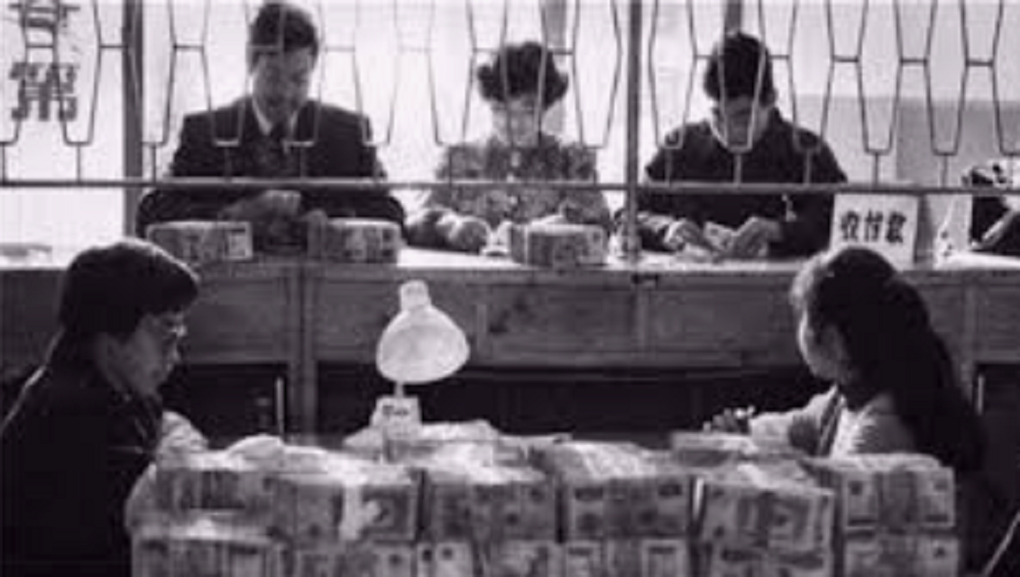 女贪官汤兰英落马记：贪污4万余包养7个情夫，终被挚爱举报