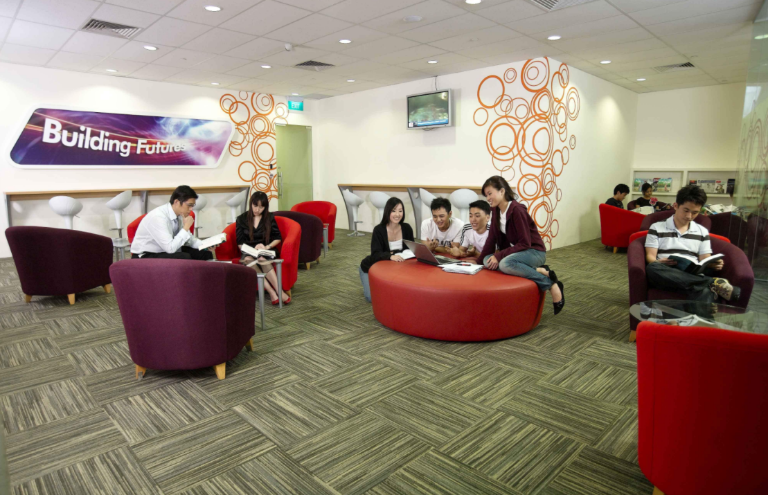 无需高考的本科直通车——东伦敦大学