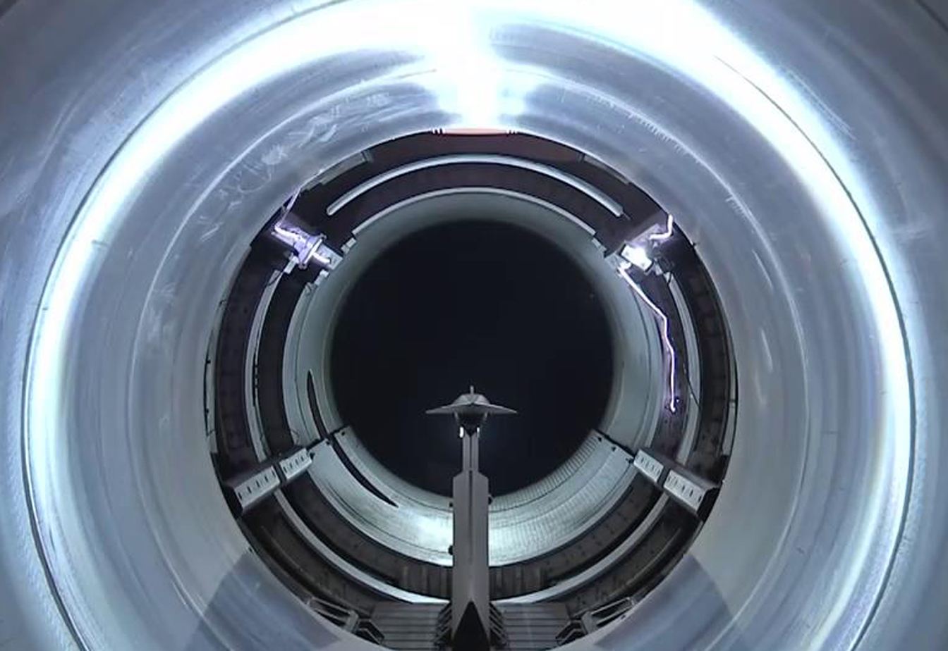 ĳ���Ѿ�ͻ����ĳ20�ķɿؼ�����ʵ��ģ�Ͷ������ˣ�