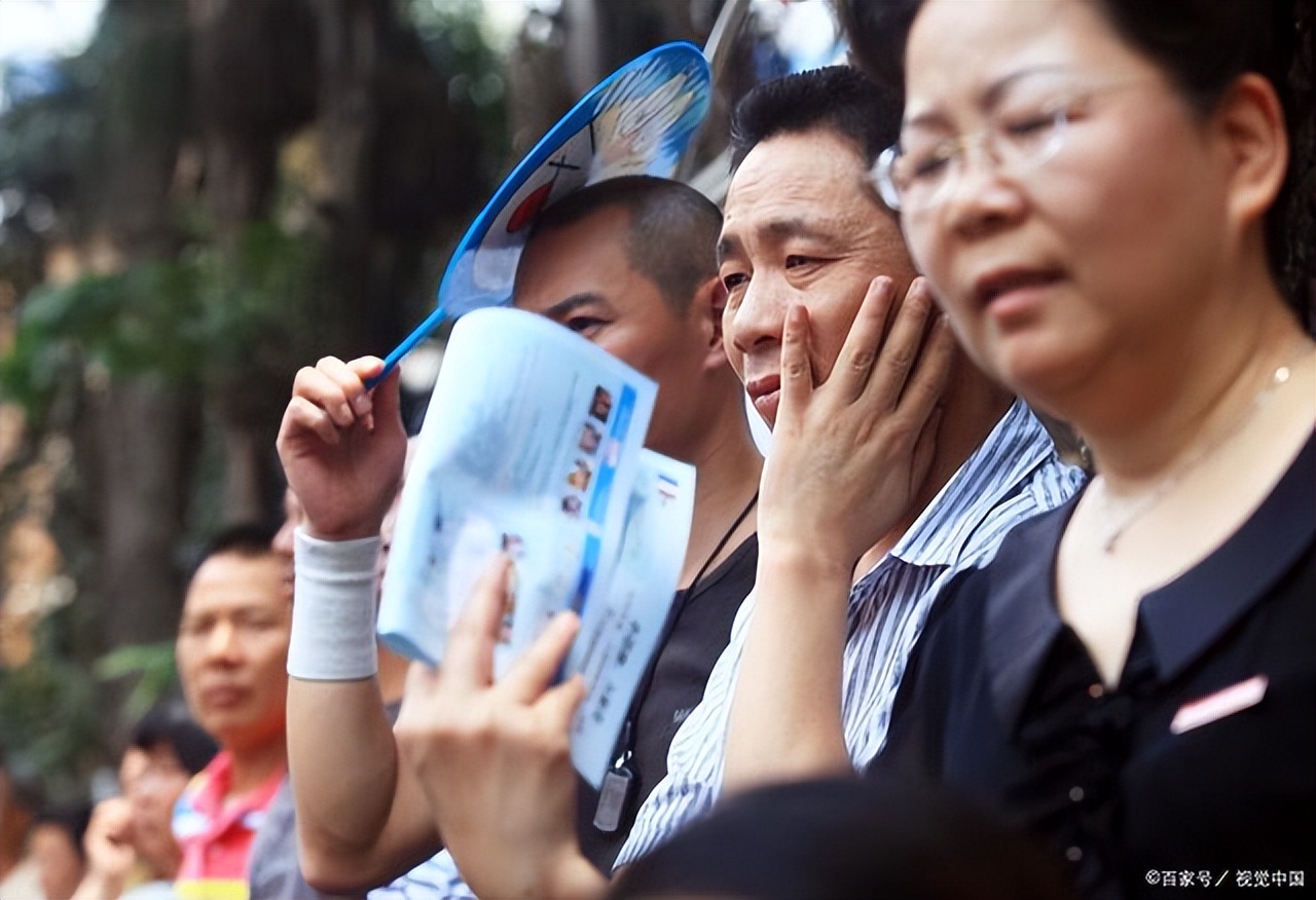 重庆4所大学毕业证一文不值，已被官方全面曝光，家长报考需谨慎