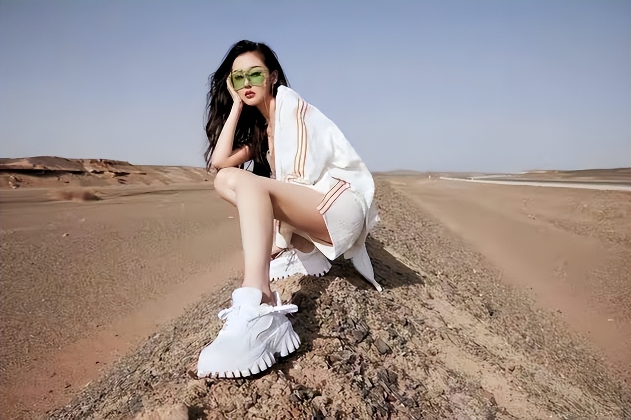 不一样的张天爱