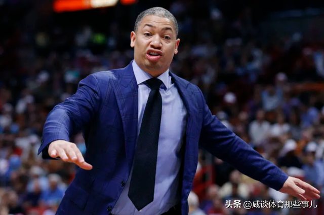 nba教练为什么退出(不想做“保姆”！泰伦卢透露拒绝执教湖人原因：我没詹皇一样能行)